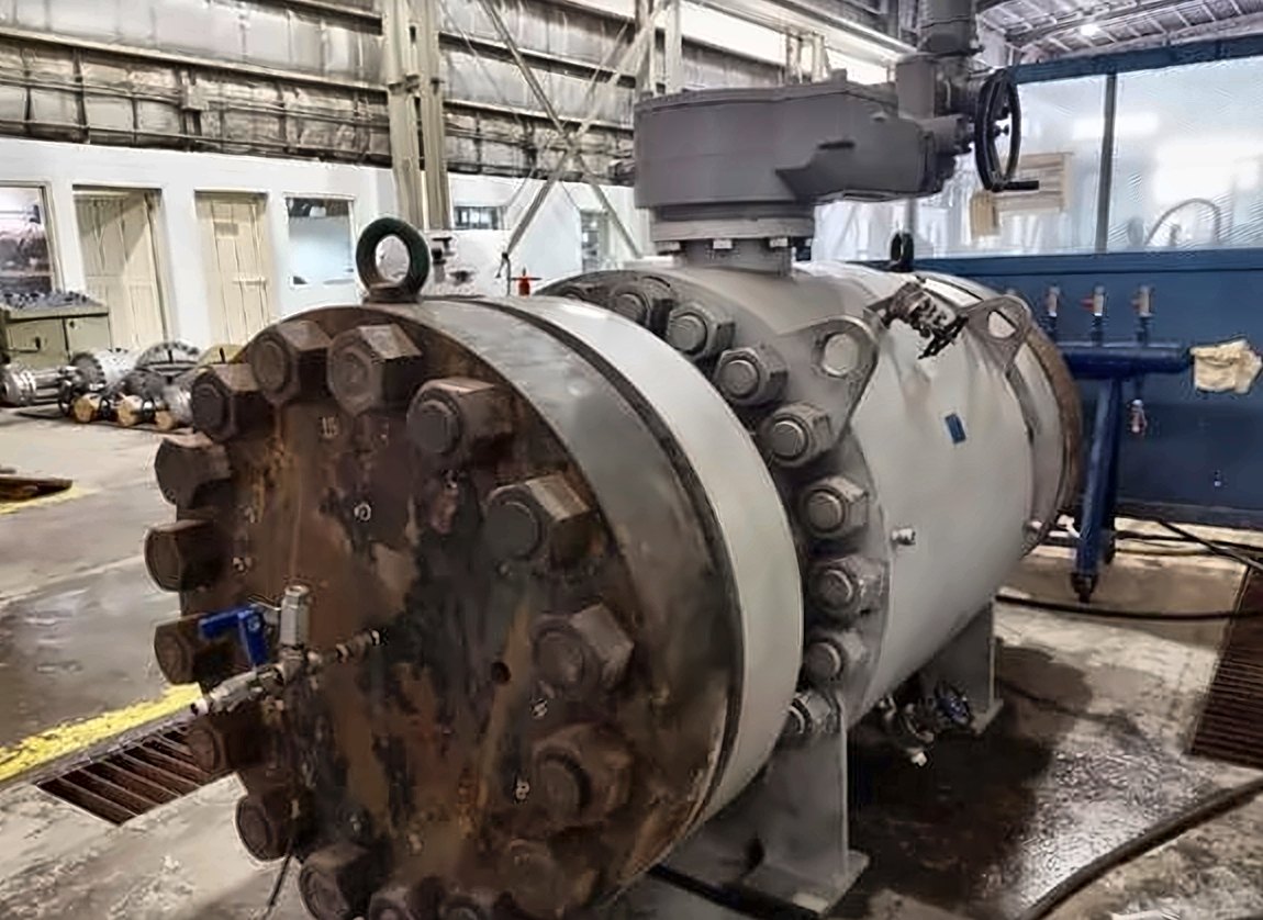 Blind flange bolted up ahead of a hydrotest